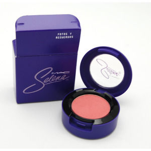 MAC Selena Eyeshadow - Fotos Y Recuerdos